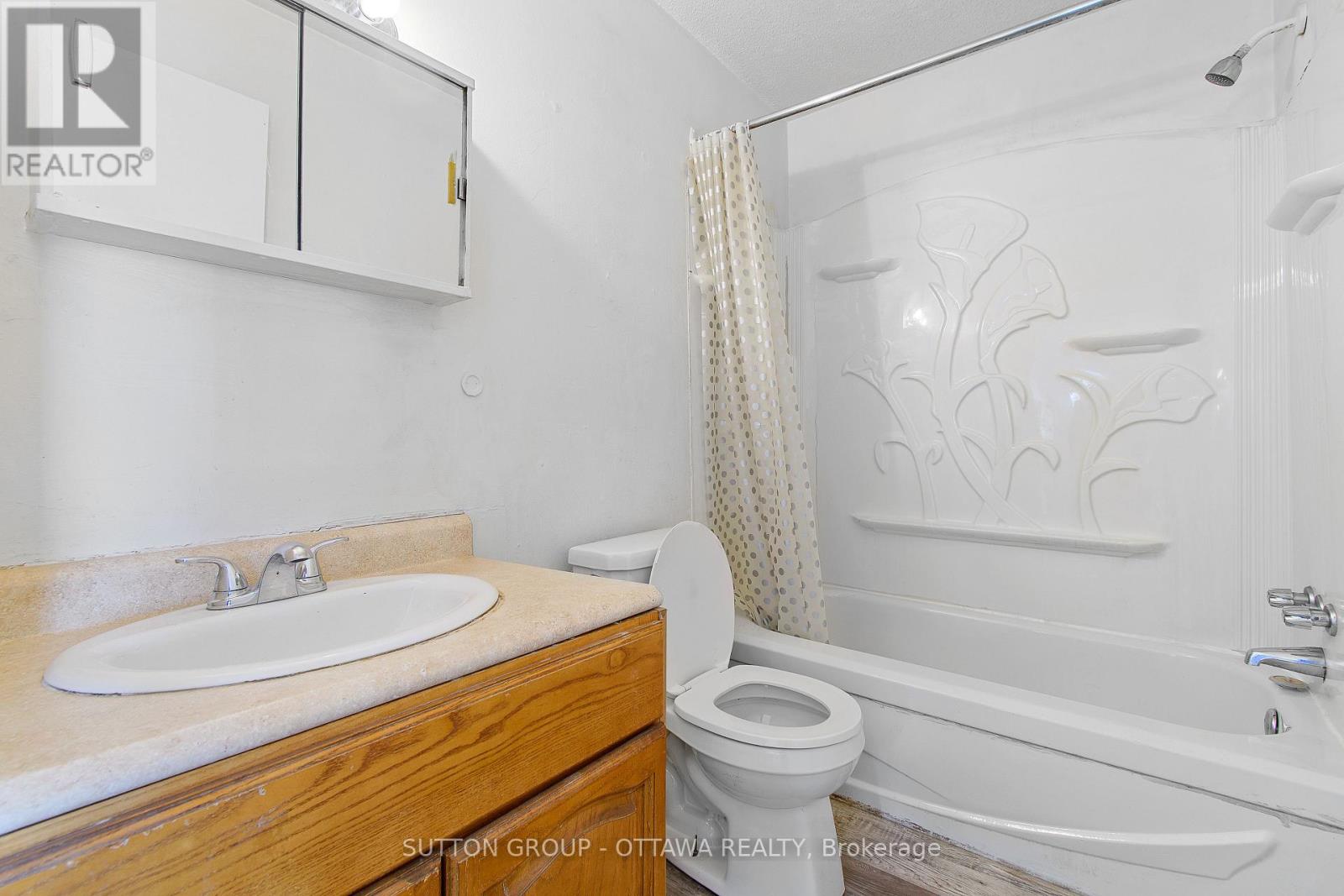 669 Main Street E, Hawkesbury, Ontario K6A 1B3 - Photo 21 - X12884400