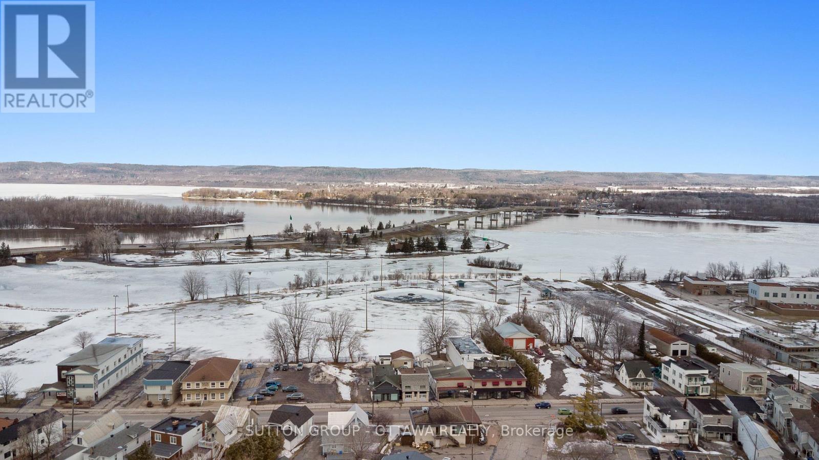 669 Main Street E, Hawkesbury, Ontario K6A 1B3 - Photo 38 - X12884400