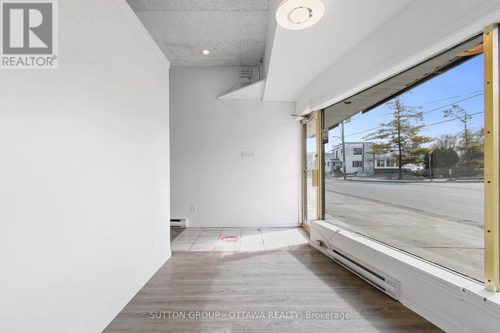 669 Main Street E, Hawkesbury, Ontario K6A 1B3 - Photo 9 - X12884400