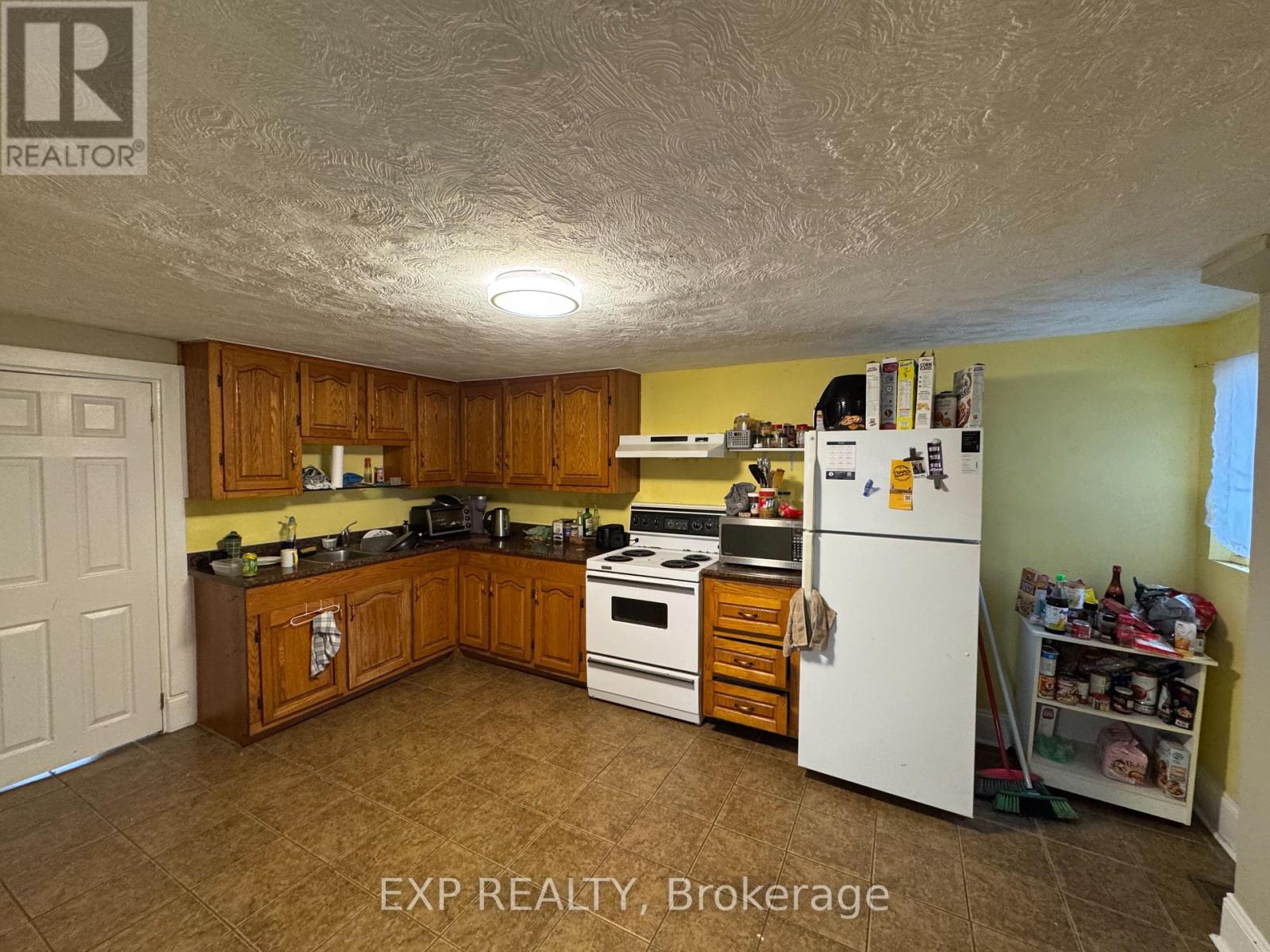 Unit 1 - 72 Barrette Street, Ottawa, Ontario  K1L 8A3 - Photo 10 - X12884402