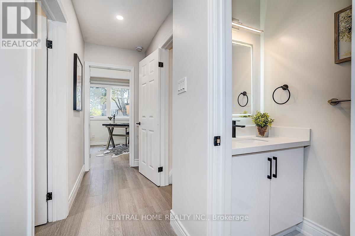 Lower - 19 Valleycrest Avenue, Markham, Ontario  L3P 1H6 - Photo 7 - N12884410