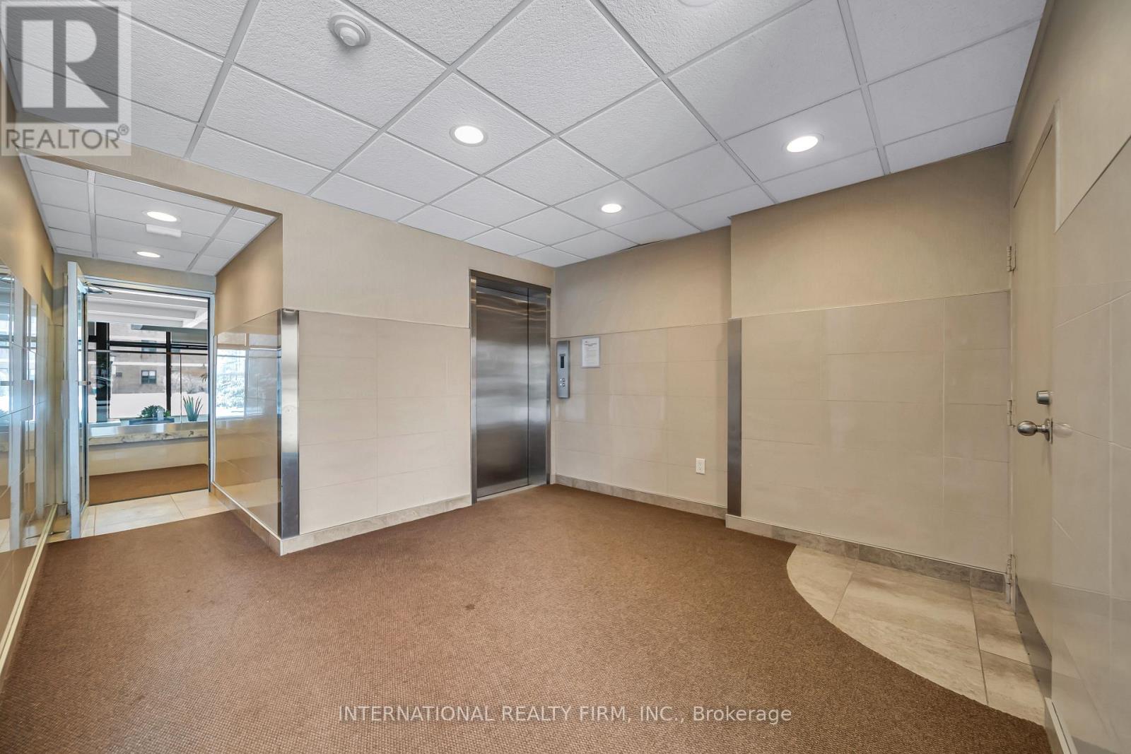 801 - 1615 Bloor Street, Mississauga, Ontario L4X 1S2 - Photo 8 - W12884420