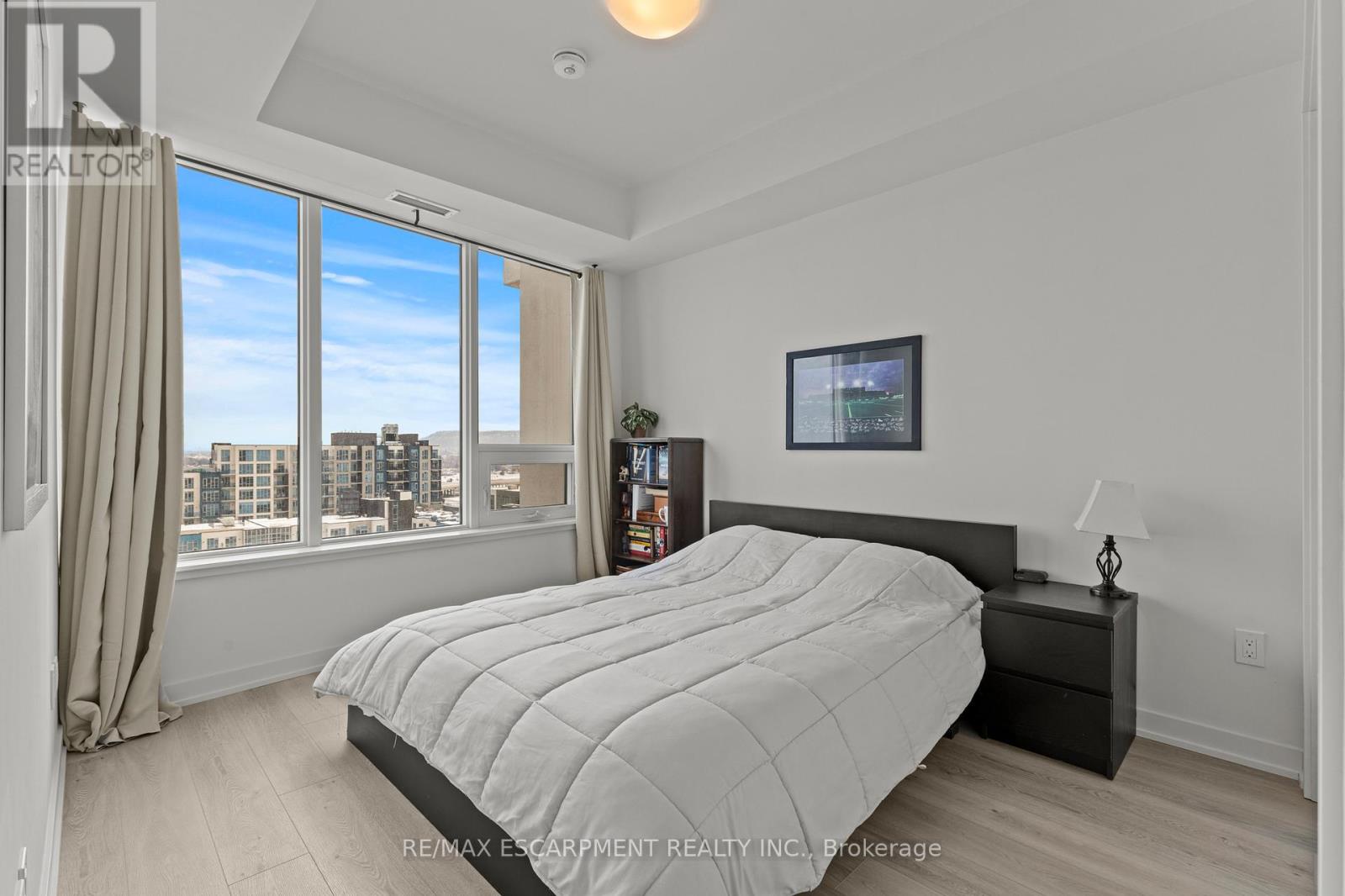 1110 - 385 Winston Road, Grimsby, Ontario  L3M 4E8 - Photo 15 - X12884414