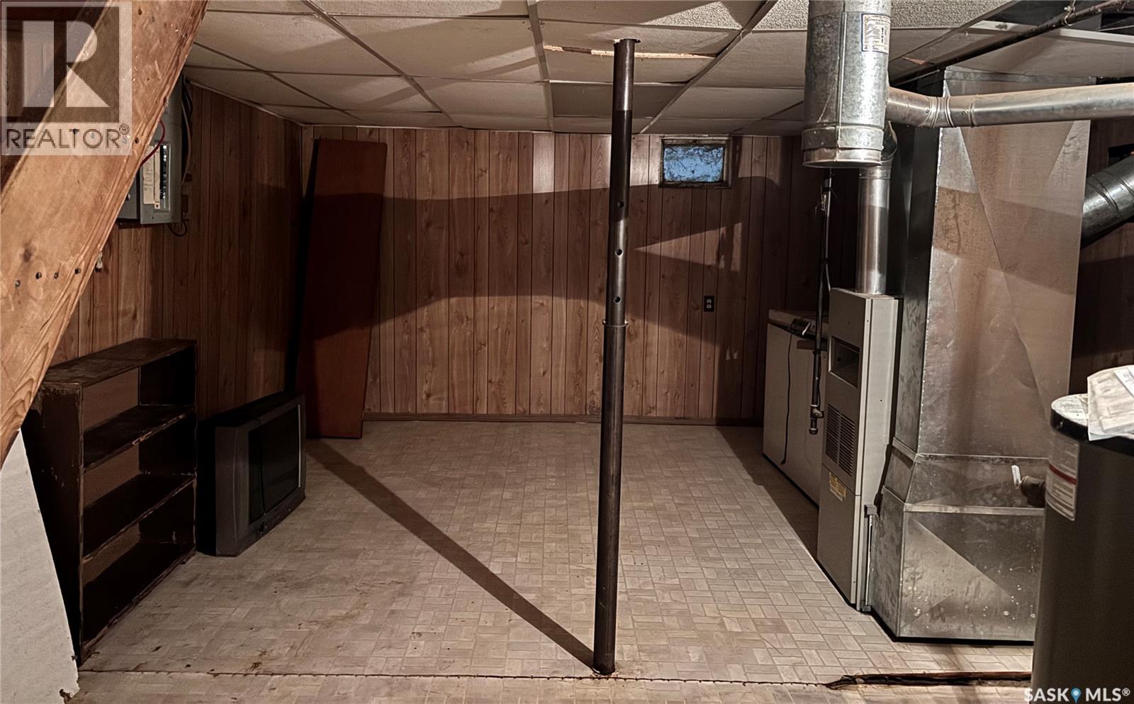 108 2nd Avenue S, Macrorie, Saskatchewan  S0L 2E0 - Photo 13 - SK030149