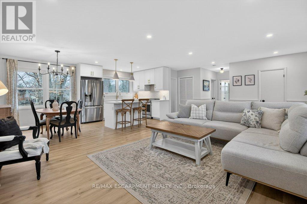 31 DUNNING COURT, Hamilton, Ontario