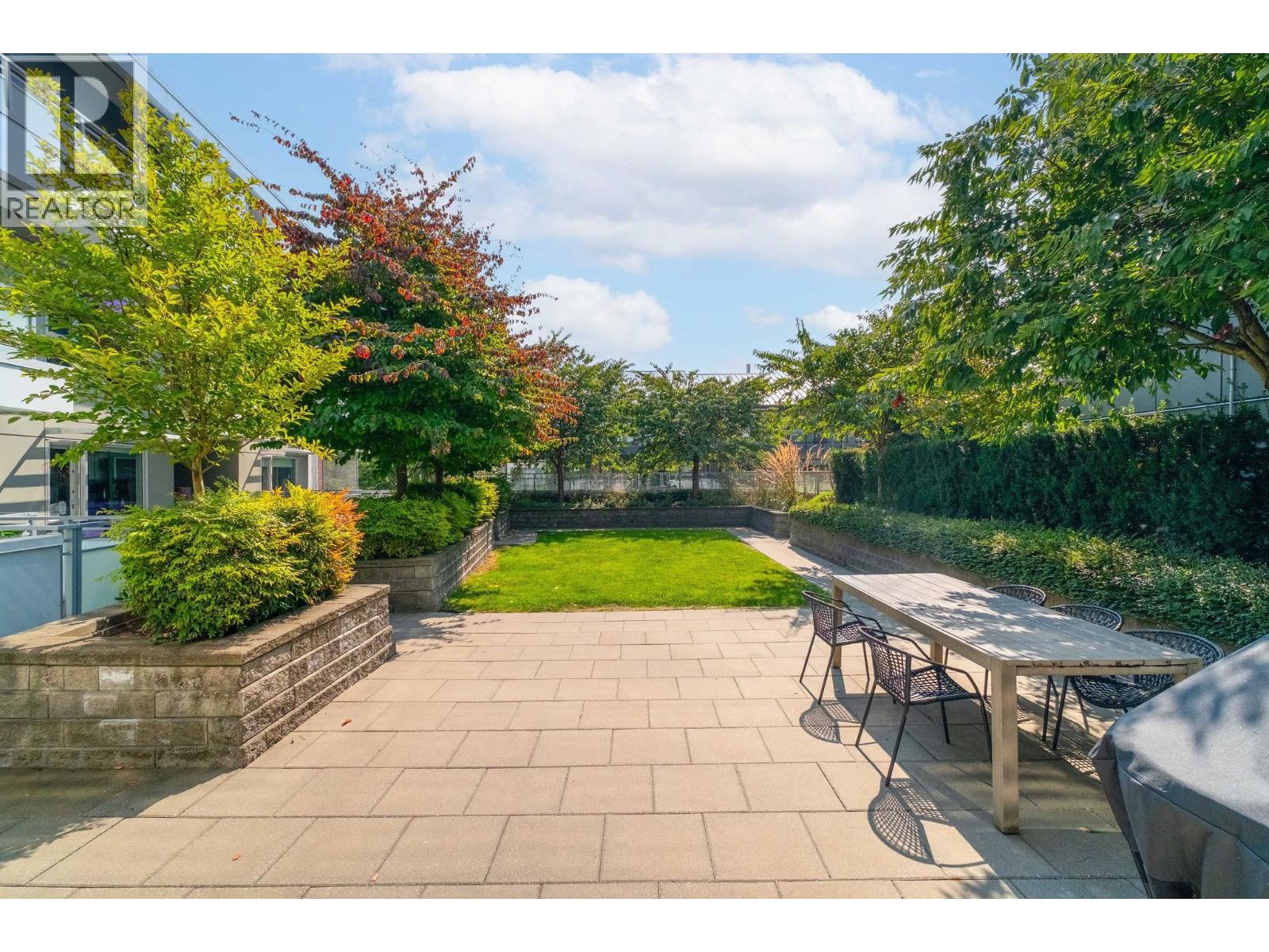 404 1061 Marine Drive, North Vancouver, British Columbia  V7P 1S6 - Photo 27 - R3099071