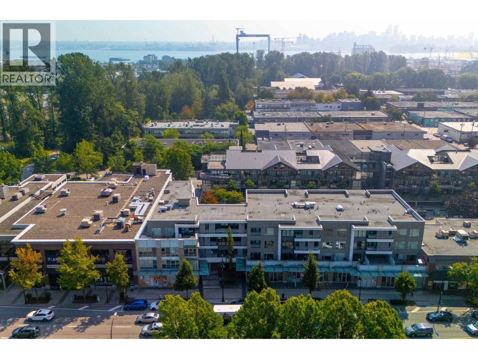 404 1061 Marine Drive, North Vancouver, British Columbia  V7P 1S6 - Photo 30 - R3099071