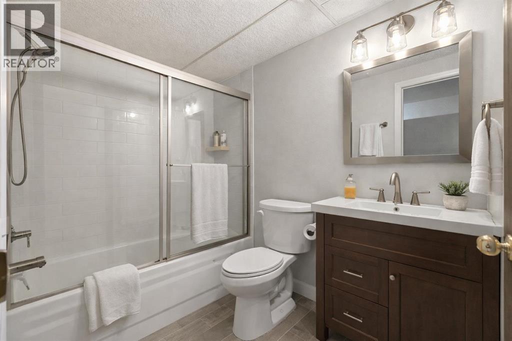 311 Parkglen Crescent Se, Calgary, Alberta  T2V 4M4 - Photo 6 - A2292910