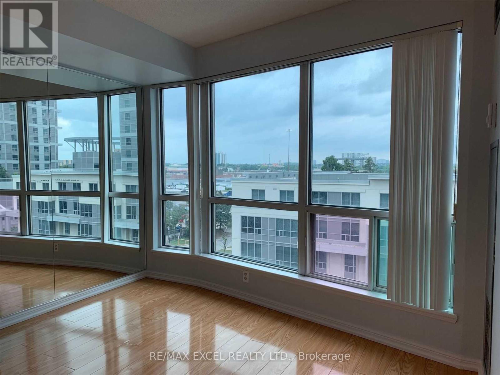 601 - 8 Lee Centre Drive, Toronto, Ontario  M1H 3H8 - Photo 3 - E12884430