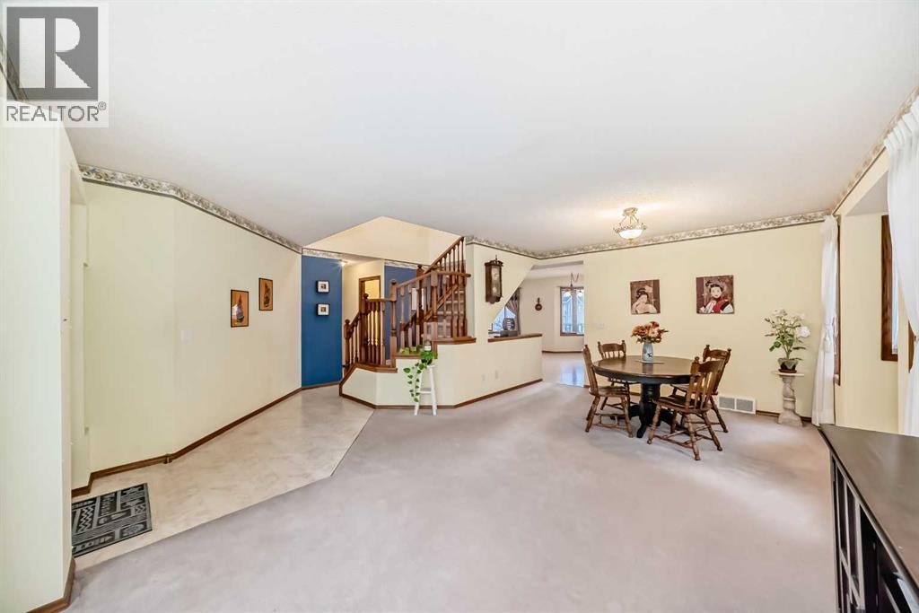 40 Harvest Glen Mews Ne, Calgary, Alberta  T3K 4C2 - Photo 18 - A2293070