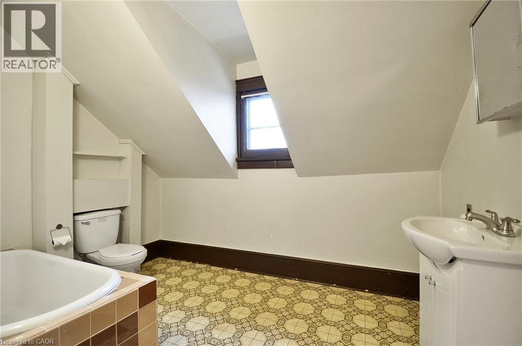 56 Churchill Drive, Cambridge, Ontario  N1S 1R6 - Photo 24 - 40811773