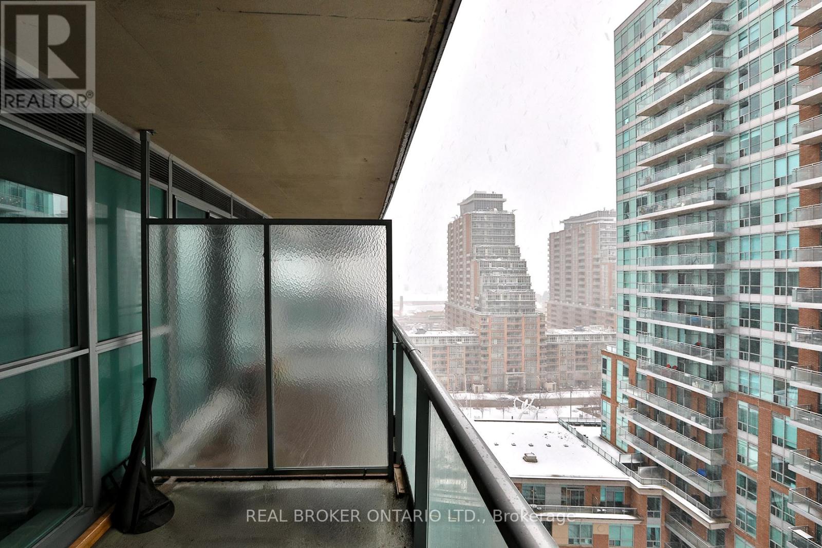 1402 - 80 Western Battery Road, Toronto, Ontario  M6K 3S1 - Photo 13 - C12884444