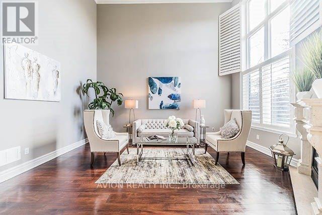 Main - 56 Peter Street, Markham, Ontario L3P 2A6 - Photo 4 - N12884442