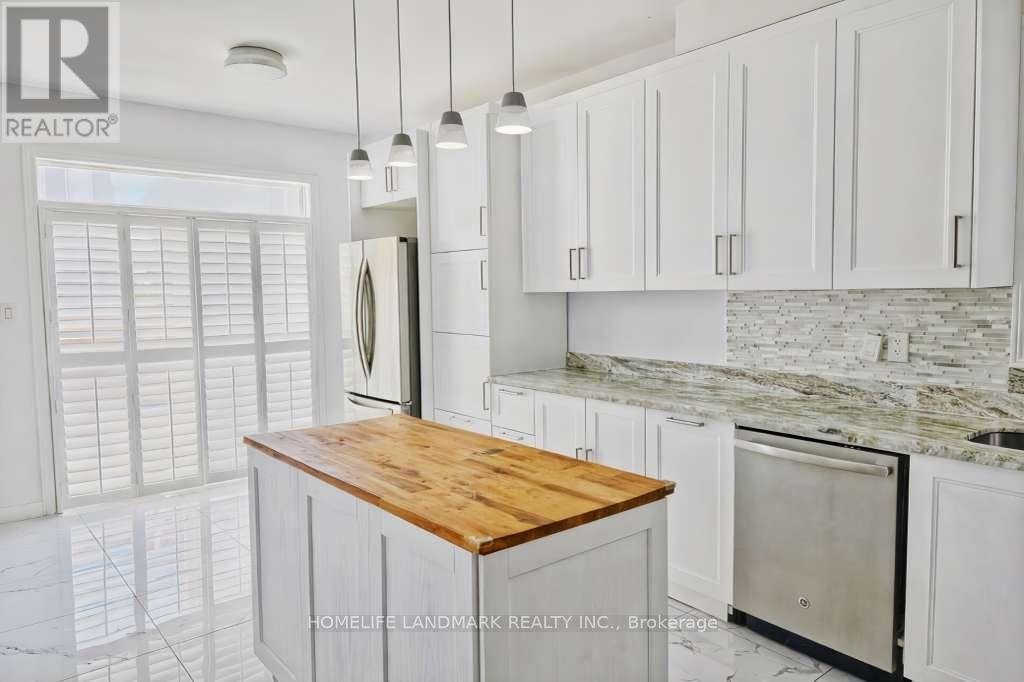 127 Rizal Avenue, Markham, Ontario  L6B 0E5 - Photo 12 - N12883156