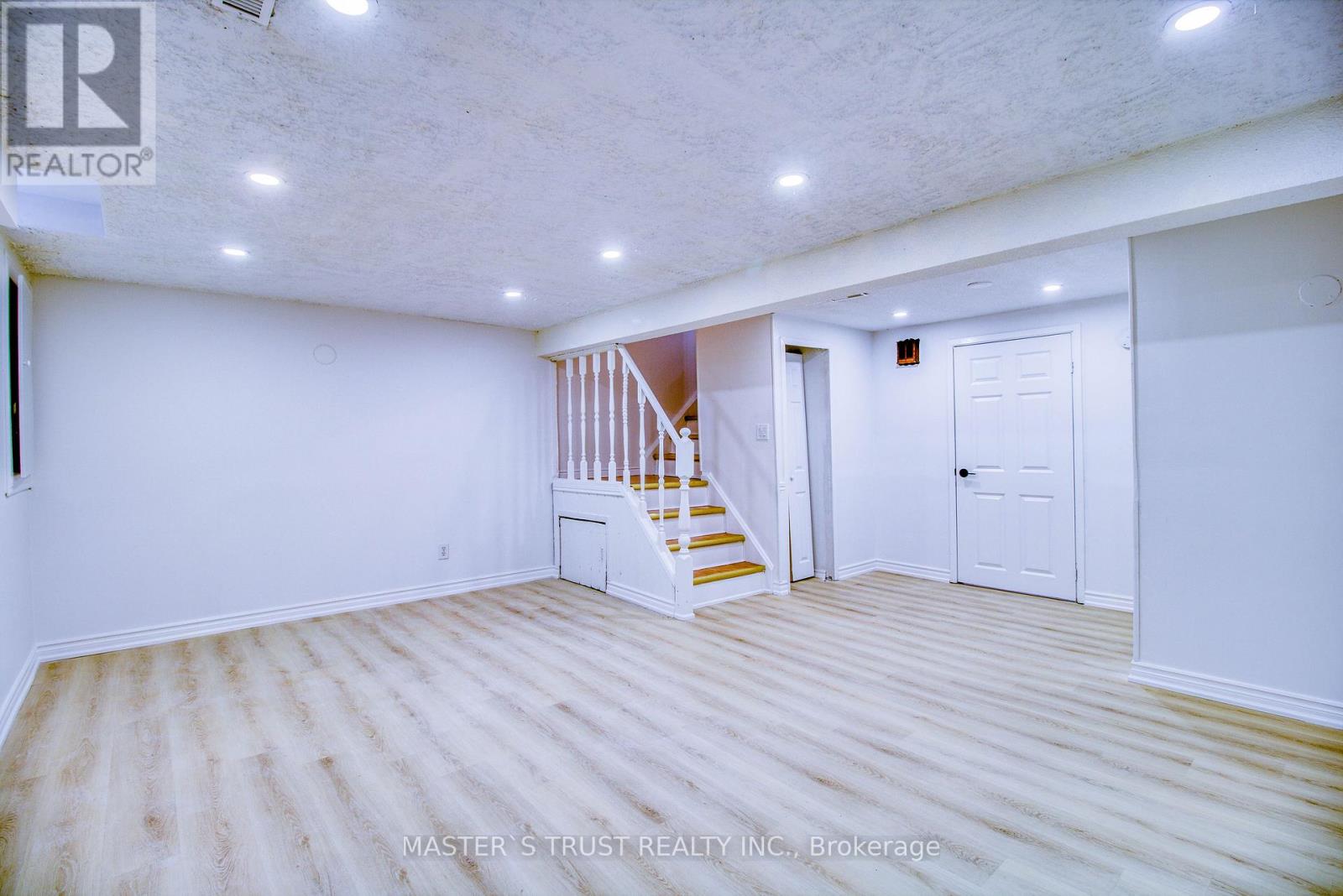 1 - 900 Central Park Drive, Brampton, Ontario  L6S 3J6 - Photo 24 - W12884448