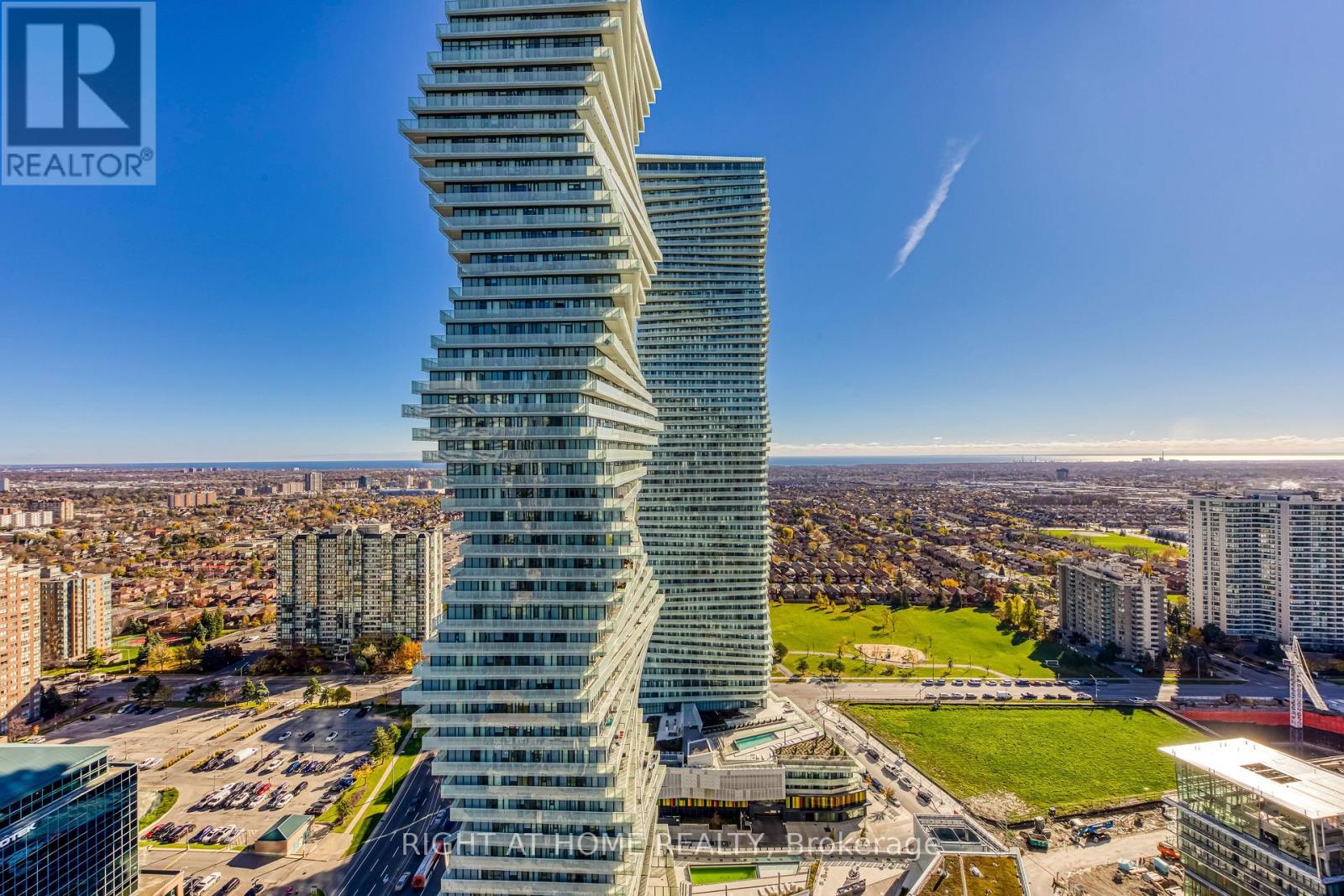 3210 - 4011 Brickstone Mews, Mississauga, Ontario L5B 0J7 - Photo 12 - W12884454