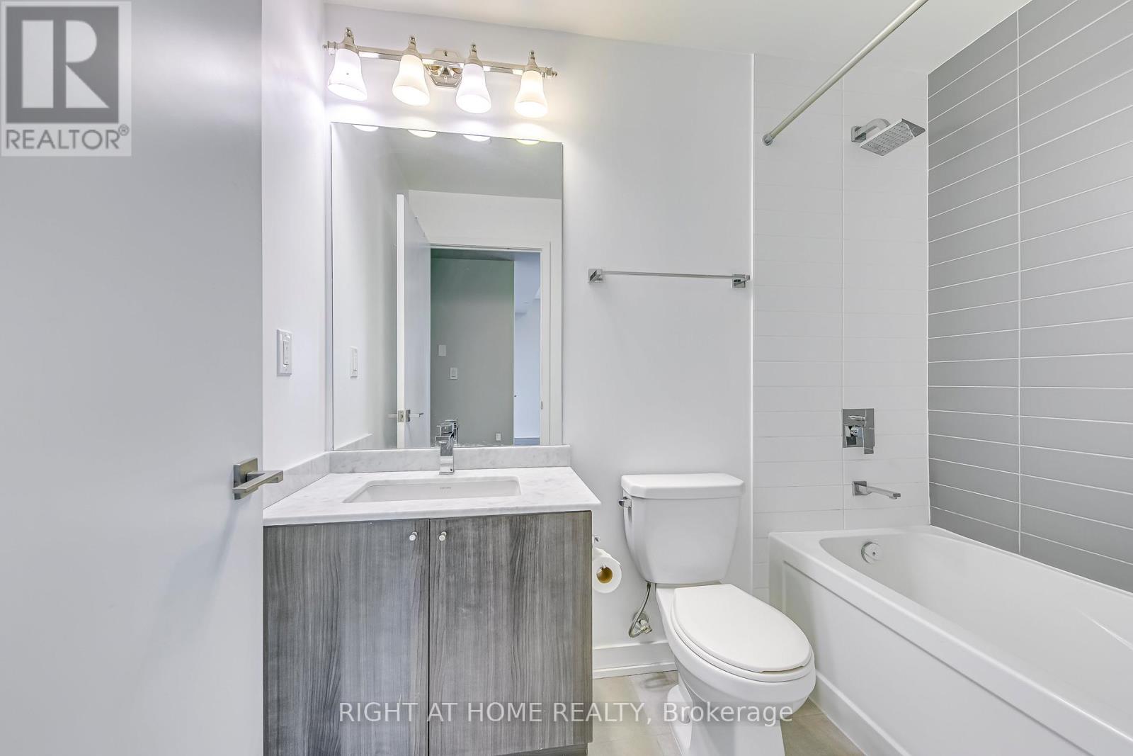 3210 - 4011 Brickstone Mews, Mississauga, Ontario L5B 0J7 - Photo 20 - W12884454