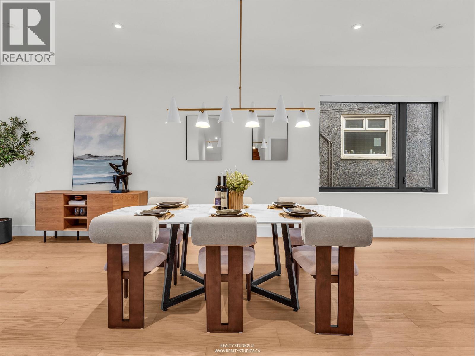 108 W 18th Avenue, Vancouver, British Columbia  V5Y 2A5 - Photo 5 - R3099827