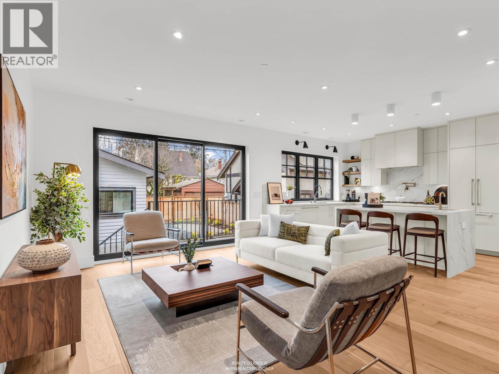 108 W 18th Avenue, Vancouver, British Columbia  V5Y 2A5 - Photo 7 - R3099827