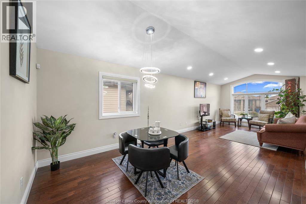 1967 Mark Avenue, Windsor, Ontario  N9B 0B9 - Photo 16 - 26005385