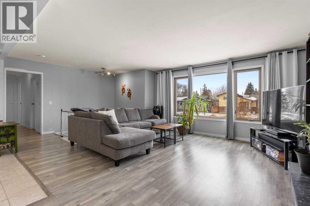 436 Queen Charlotte Road Se, Calgary, Alberta  T2H 4H7 - Photo 12 - A2293139