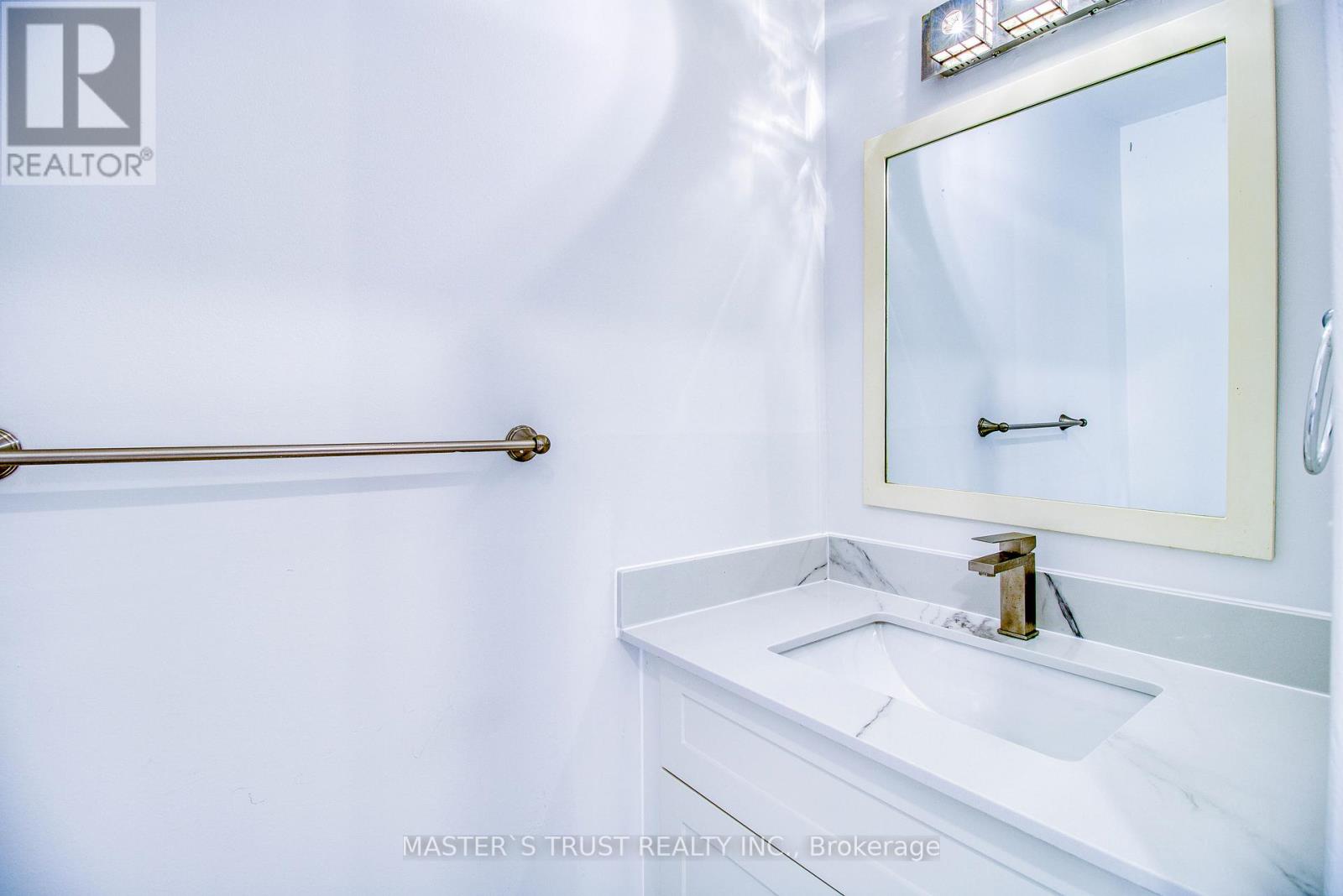 1 - 900 Central Park Drive, Brampton, Ontario  L6S 3J6 - Photo 9 - W12884448