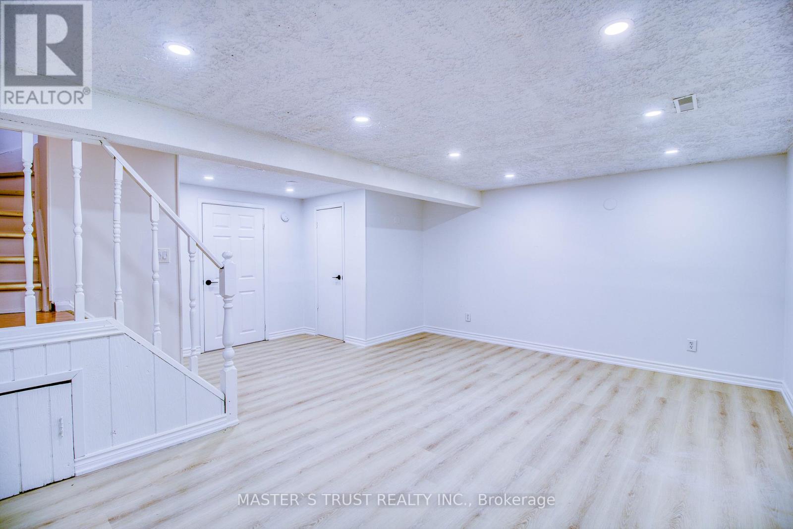 1 - 900 Central Park Drive, Brampton, Ontario  L6S 3J6 - Photo 21 - W12884448