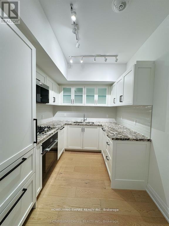 221 - 505 Glencairn Avenue, Toronto, Ontario  M6B 0B2 - Photo 4 - C12884484