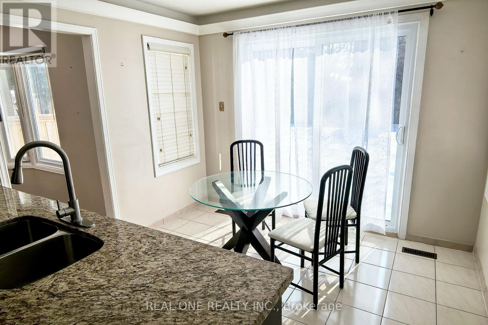 29 Hemlock Drive, Markham, Ontario  L3P 4M5 - Photo 13 - N12884460