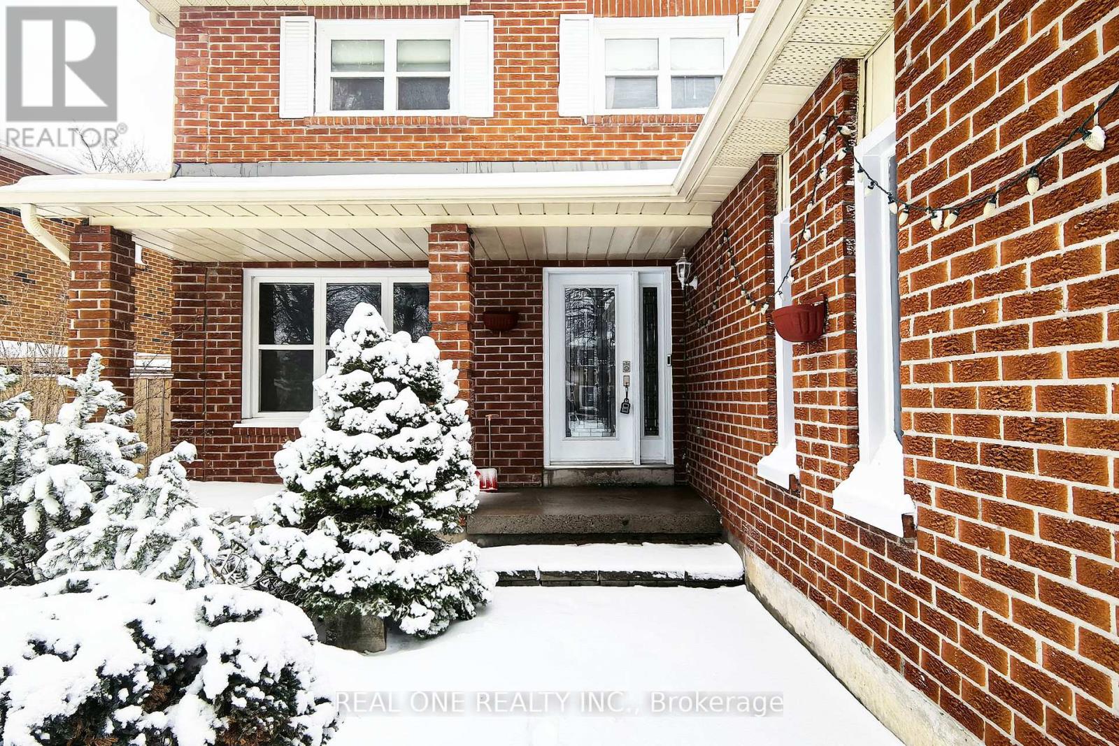 29 Hemlock Drive, Markham, Ontario  L3P 4M5 - Photo 4 - N12884460