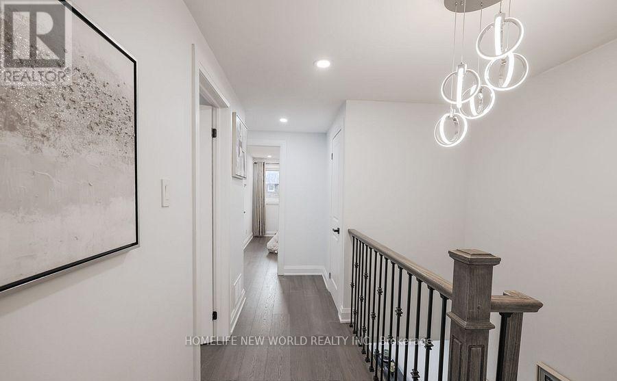 22 Middleton Court, Markham, Ontario  L3R 3G6 - Photo 11 - N12884472