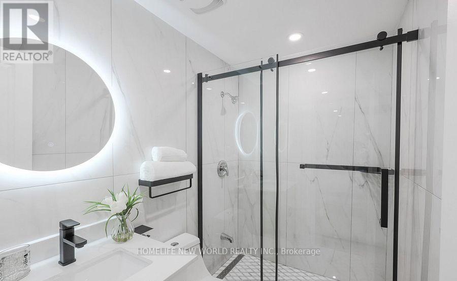 22 Middleton Court, Markham, Ontario  L3R 3G6 - Photo 12 - N12884472