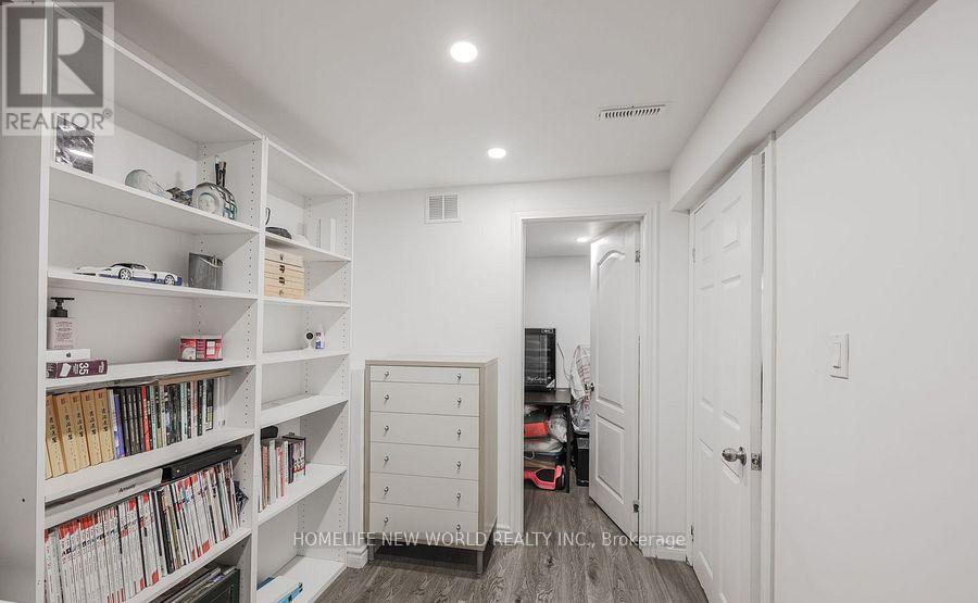 22 Middleton Court, Markham, Ontario  L3R 3G6 - Photo 22 - N12884472