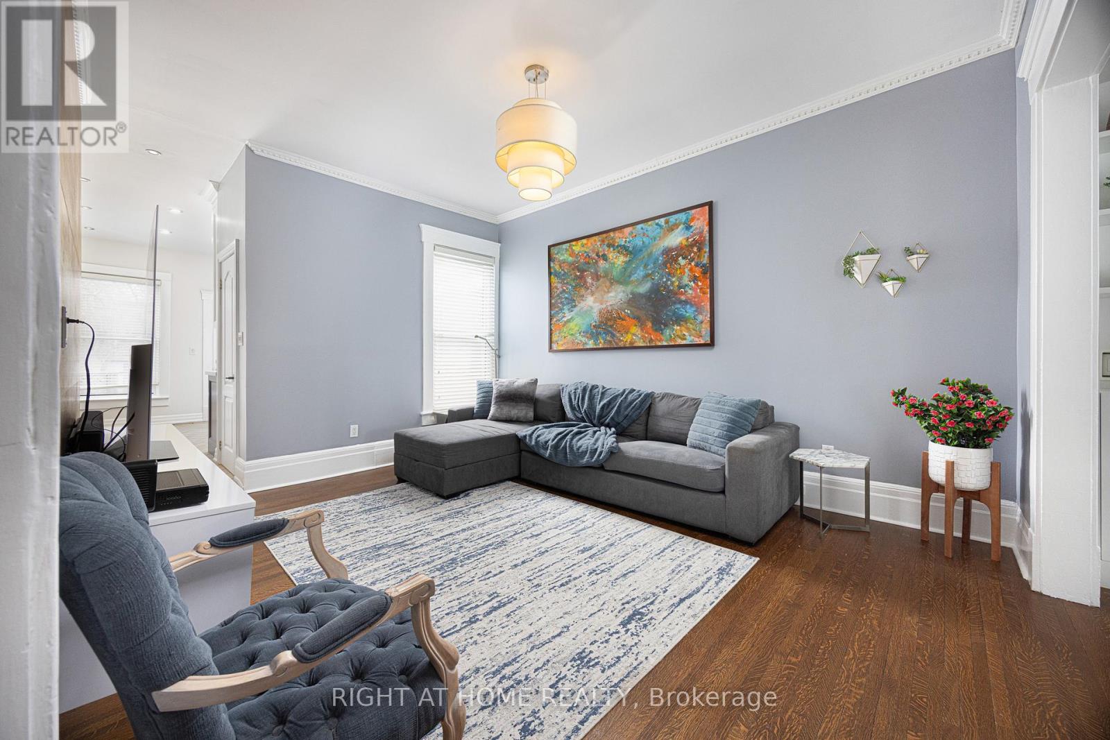 1069 Dovercourt Avenue, Toronto, Ontario  M6H 2X7 - Photo 10 - W12884480