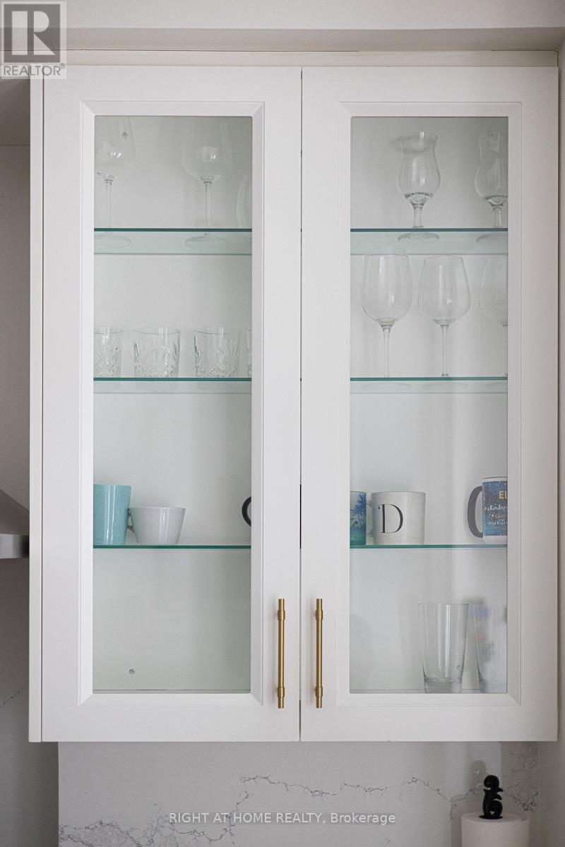 1069 Dovercourt Avenue, Toronto, Ontario  M6H 2X7 - Photo 16 - W12884480