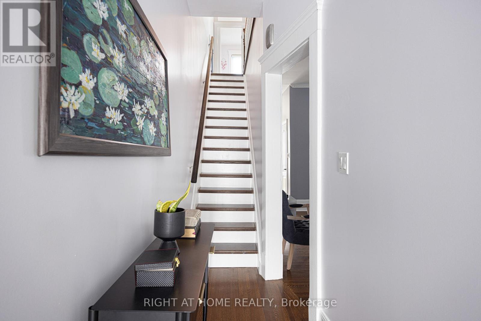 1069 Dovercourt Avenue, Toronto, Ontario  M6H 2X7 - Photo 22 - W12884480