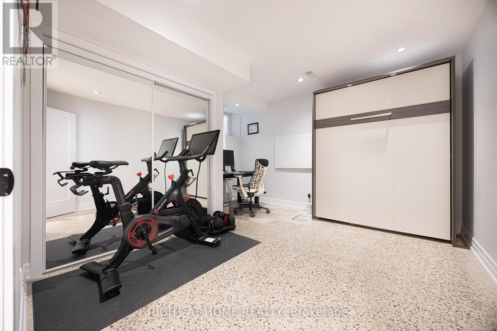 1069 Dovercourt Avenue, Toronto, Ontario  M6H 2X7 - Photo 34 - W12884480