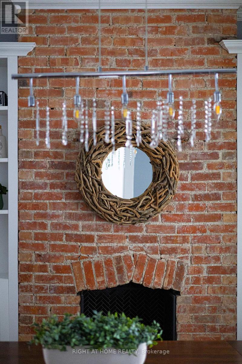 1069 Dovercourt Avenue, Toronto, Ontario  M6H 2X7 - Photo 6 - W12884480