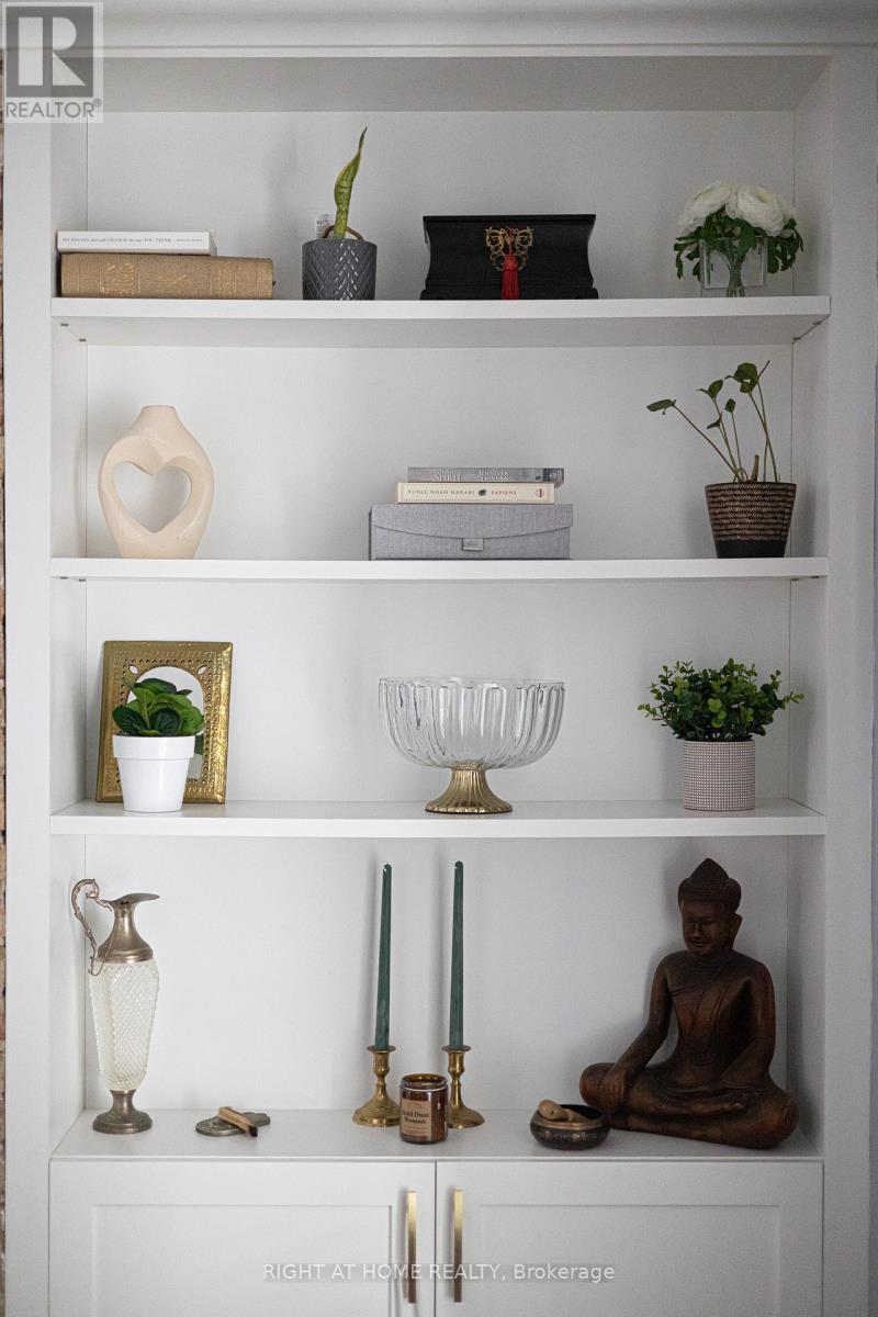 1069 Dovercourt Avenue, Toronto, Ontario  M6H 2X7 - Photo 7 - W12884480