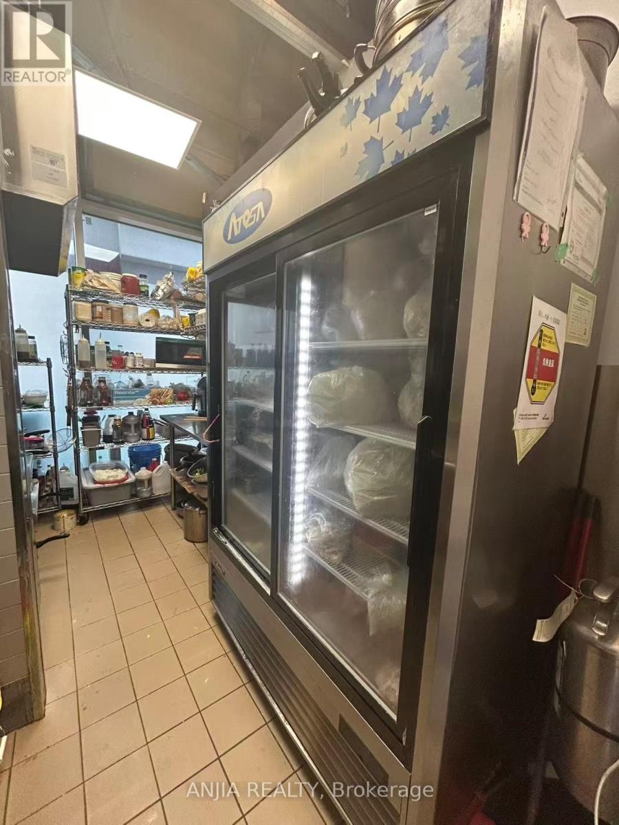 1cf3 - 9390 Woodbine Avenue, Markham, Ontario  L6C 0M5 - Photo 3 - N12842414