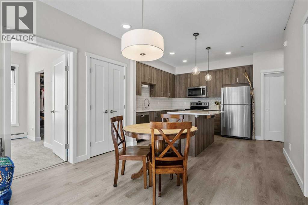 210, 660 Shawnee Square SW, Calgary, Alberta  T2Y 0X6 - Photo 6 - A2282647