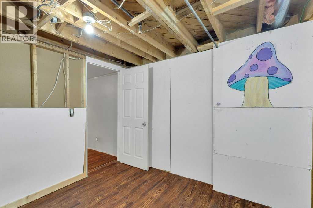 5415 56 Avenue, Ponoka, Alberta  T4J 1L6 - Photo 28 - A2293545