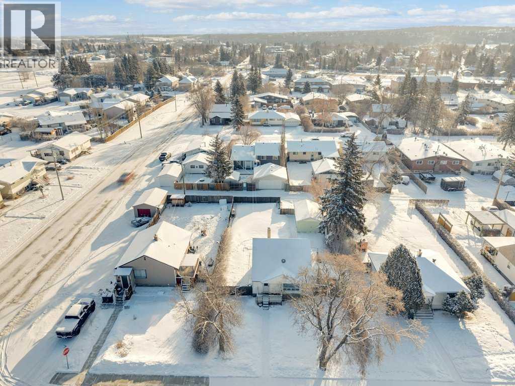 5415 56 Avenue, Ponoka, Alberta  T4J 1L6 - Photo 9 - A2293545