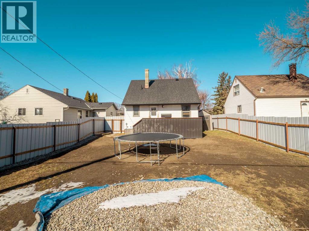 1606 5 A Avenue N, Lethbridge, Alberta  T1H 0P9 - Photo 31 - A2293541