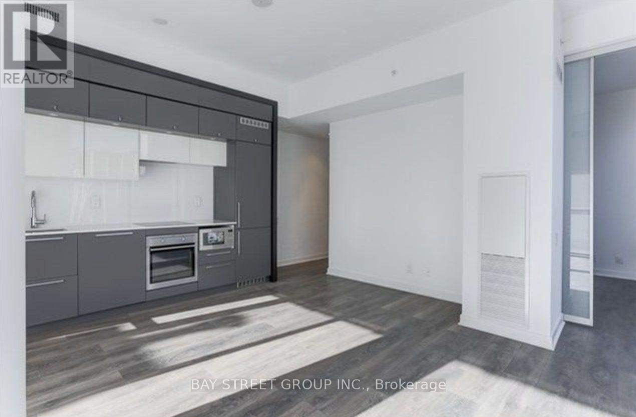 410 - 15 Grenville Street, Toronto, Ontario M4Y 0B9 - Photo 6 - C12884488