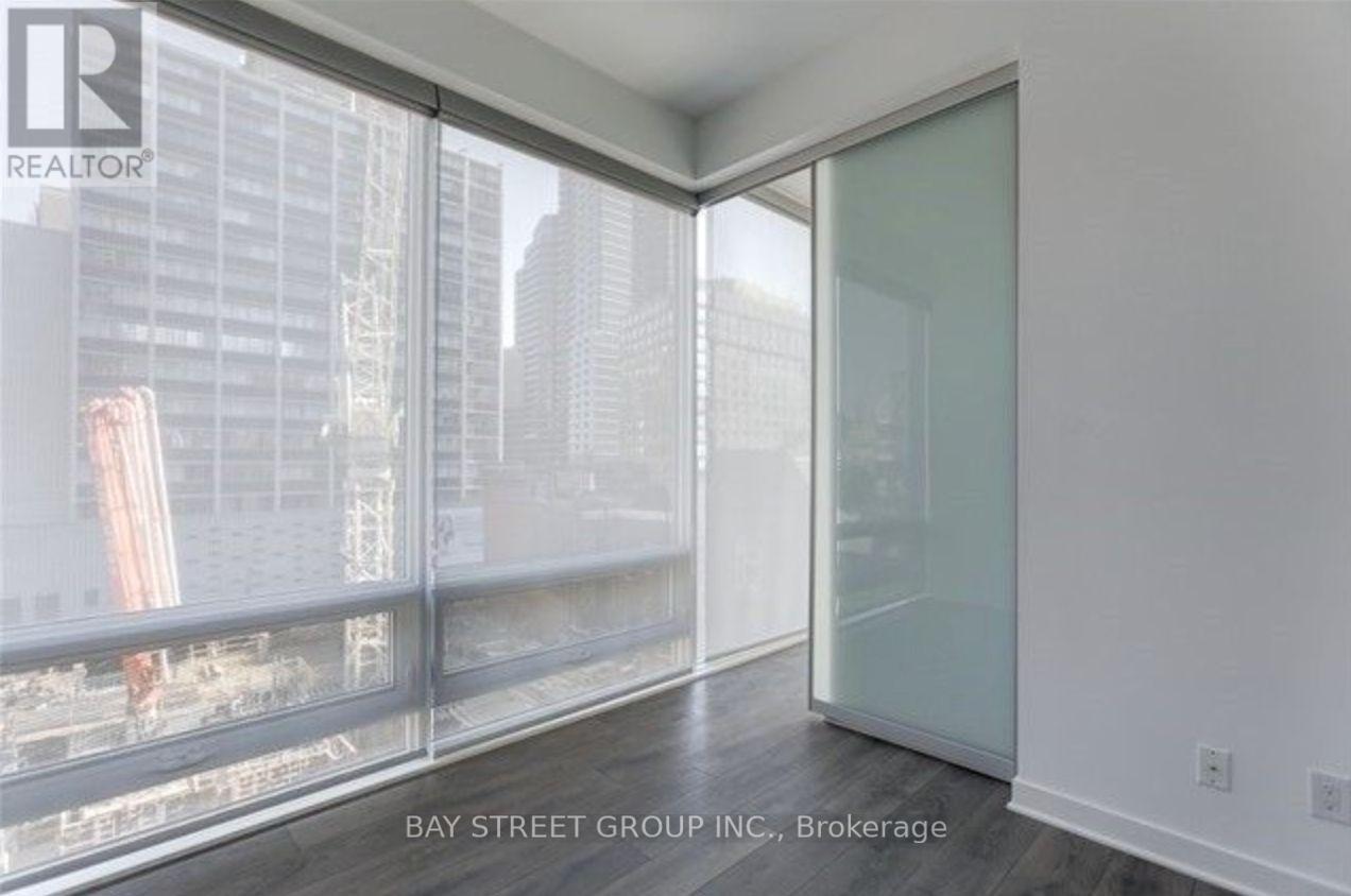 410 - 15 Grenville Street, Toronto, Ontario M4Y 0B9 - Photo 8 - C12884488