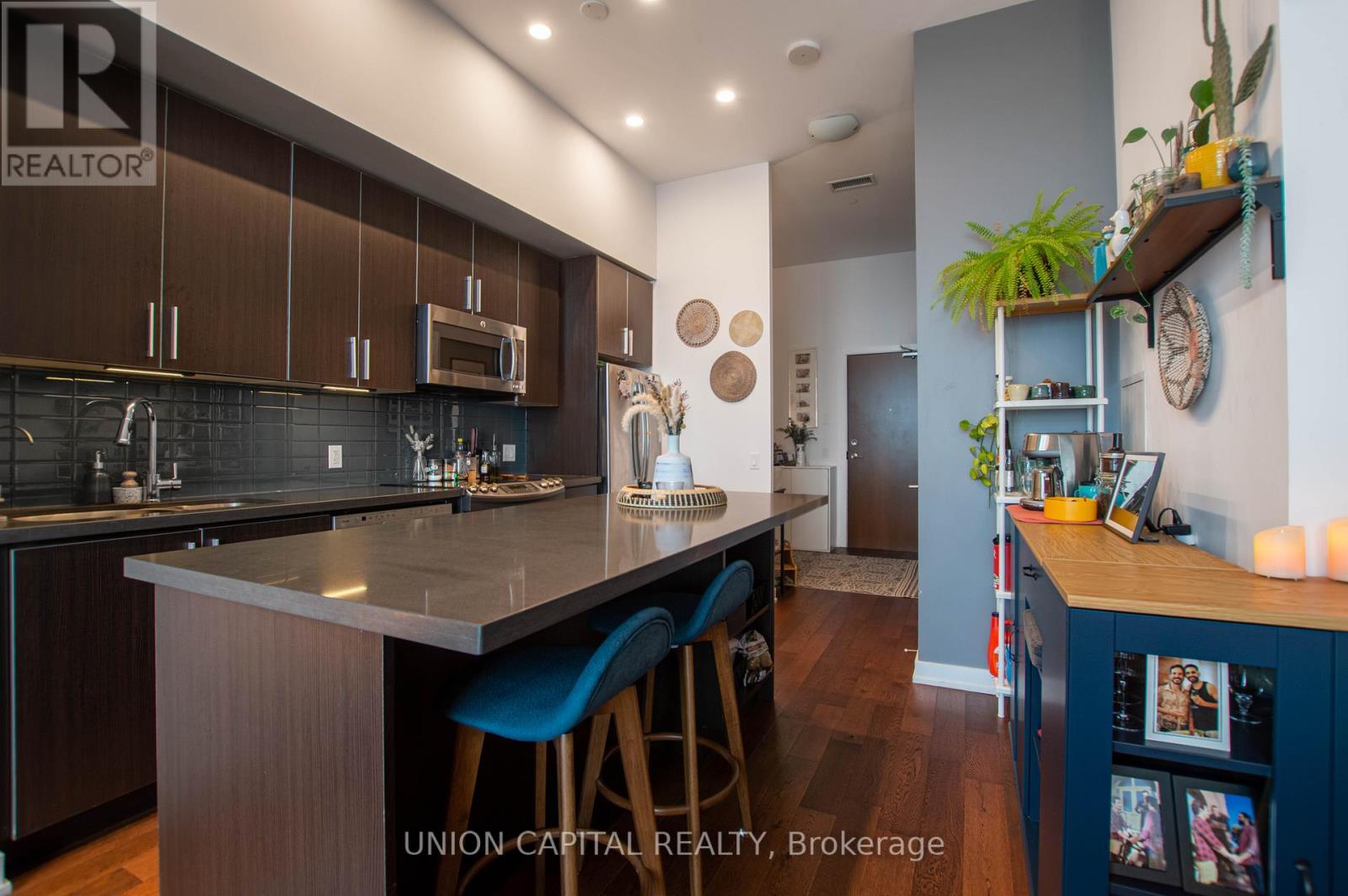 Ph02 - 2212 Lake Shore Boulevard W, Toronto, Ontario M8V 0C2 - Photo 10 - W12879606