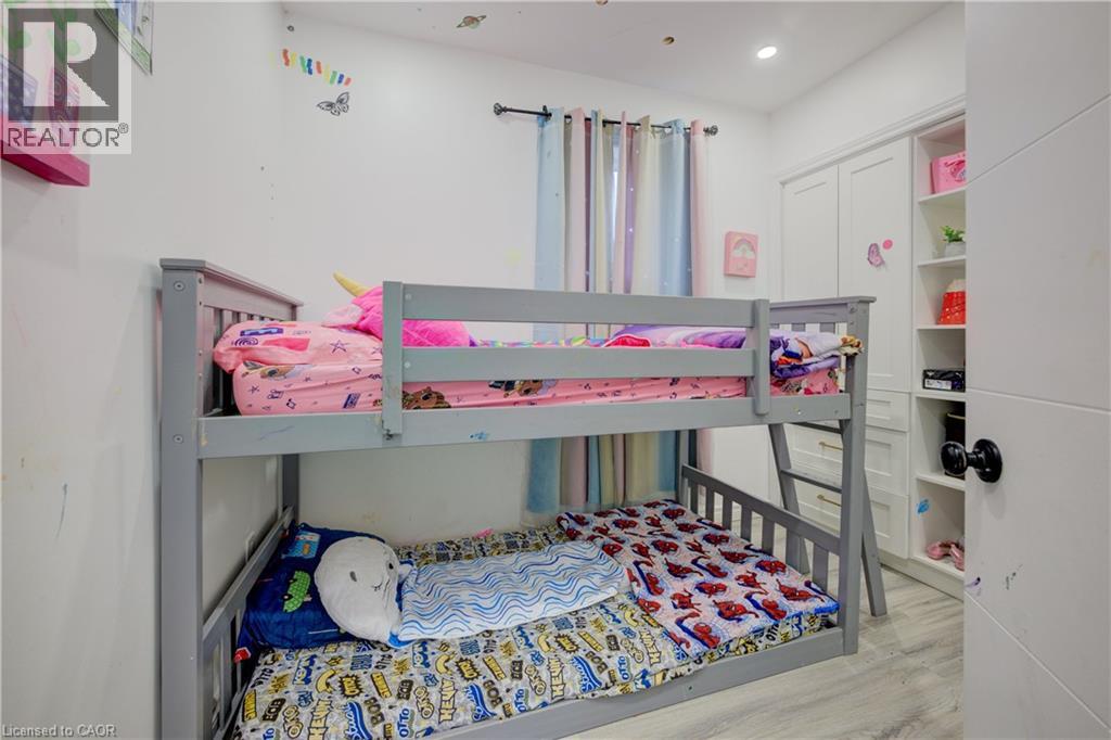 31 Bonfair Court, Kitchener, Ontario  N2M 4P6 - Photo 15 - 40780855