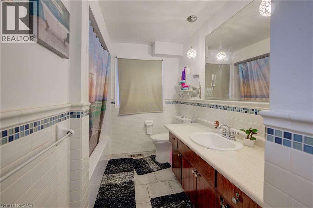 31 Bonfair Court, Kitchener, Ontario  N2M 4P6 - Photo 13 - 40780855