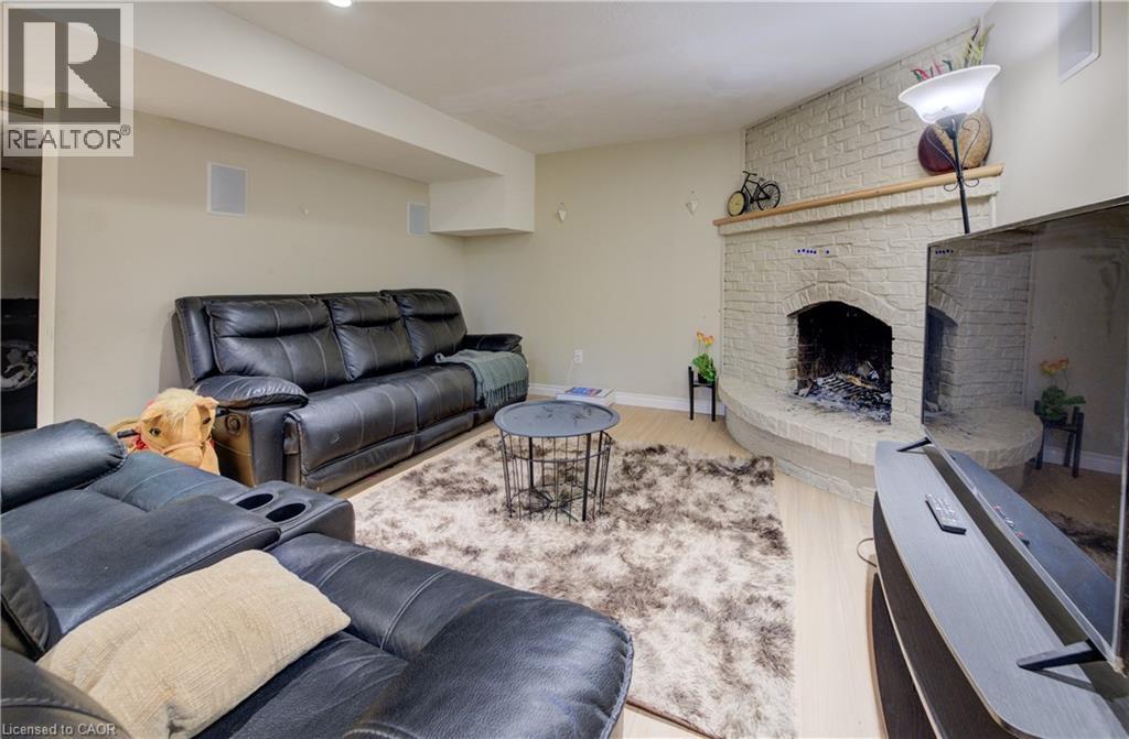 31 Bonfair Court, Kitchener, Ontario  N2M 4P6 - Photo 19 - 40780855